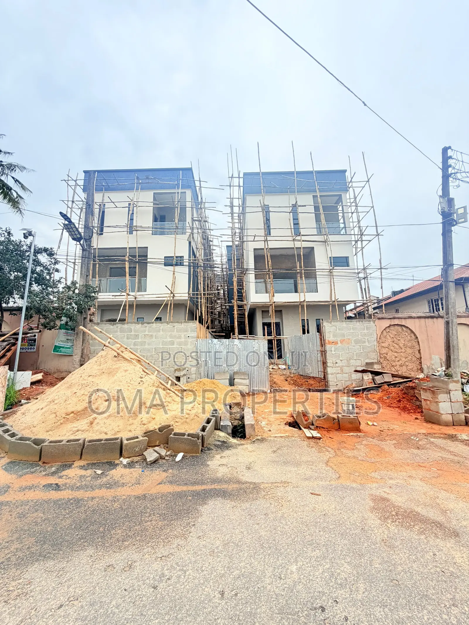 Furnished 5bdrm House in Magodo for sale in Magodo