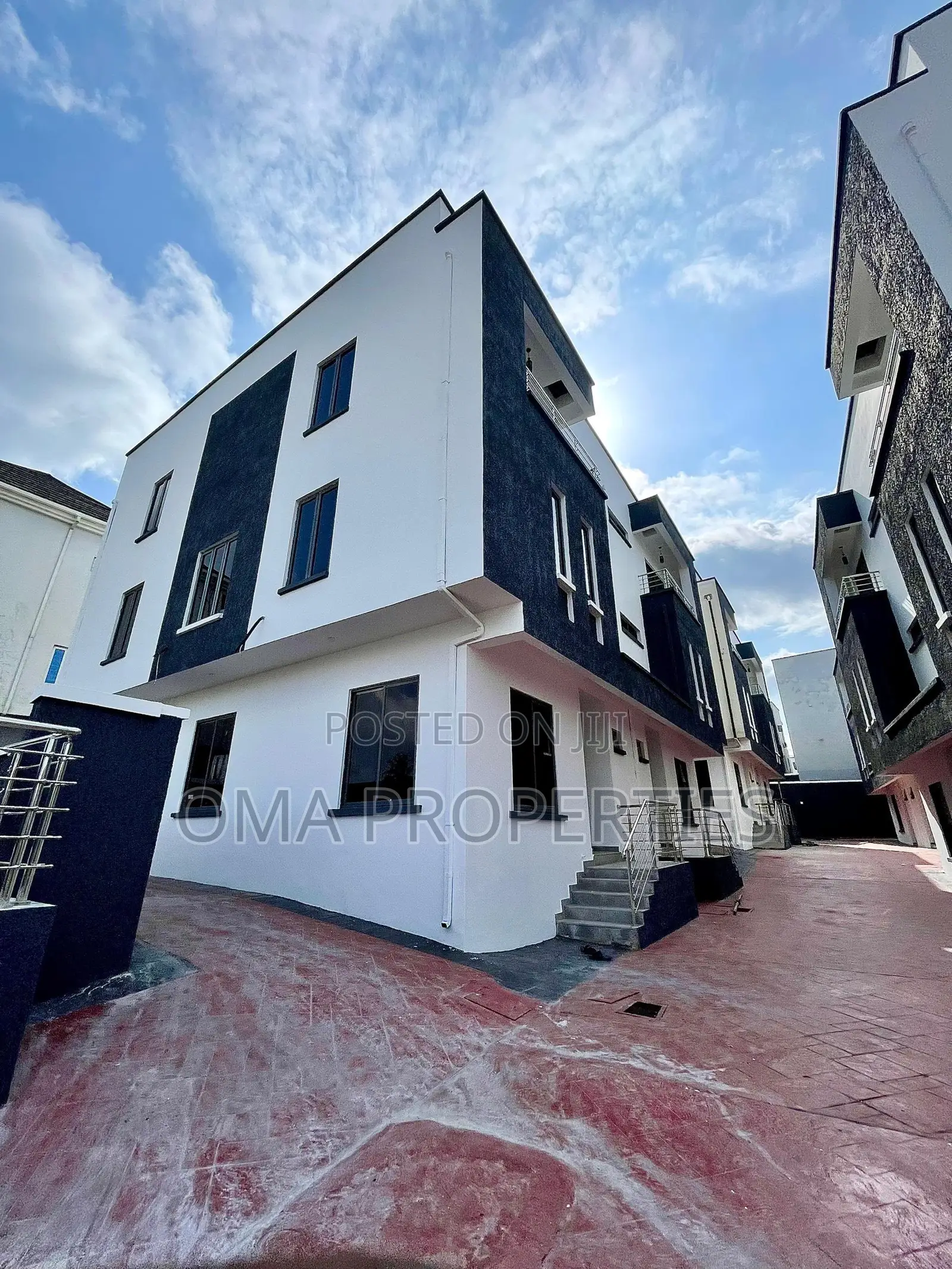 Furnished 4bdrm House in Ikeja GRA for sale in Ikeja GRA
