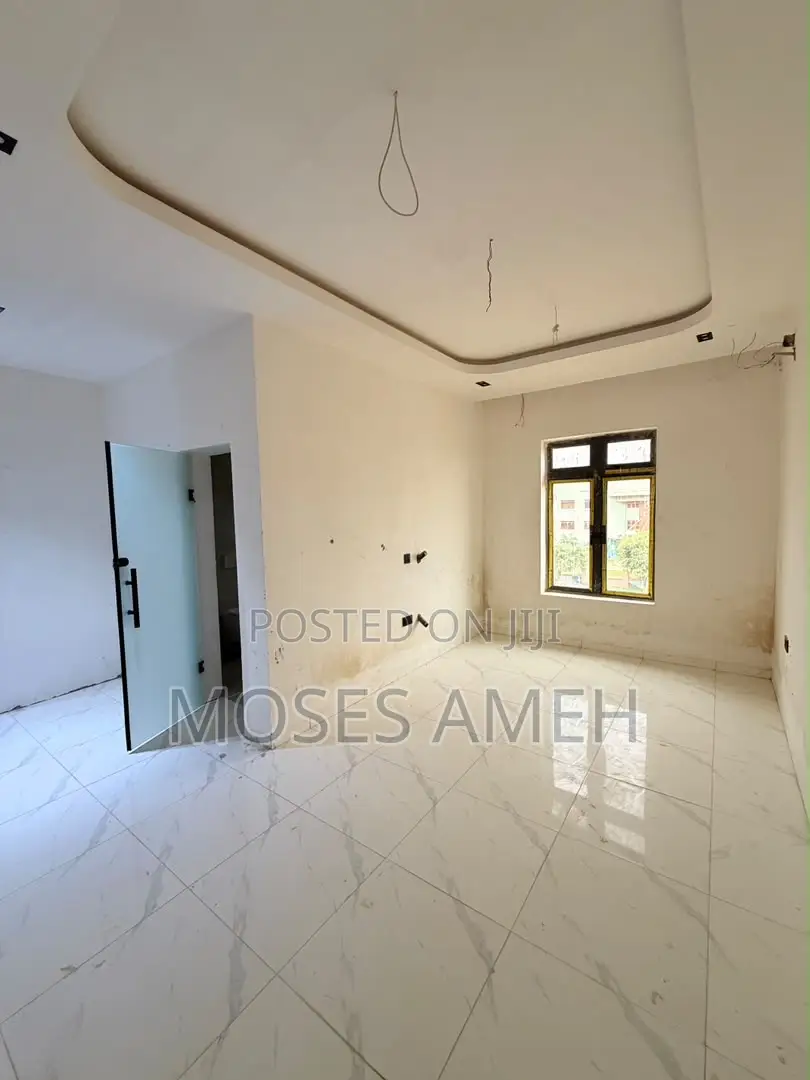 4bdrm Townhouse/Terrace in Wuye for sale in Wuye