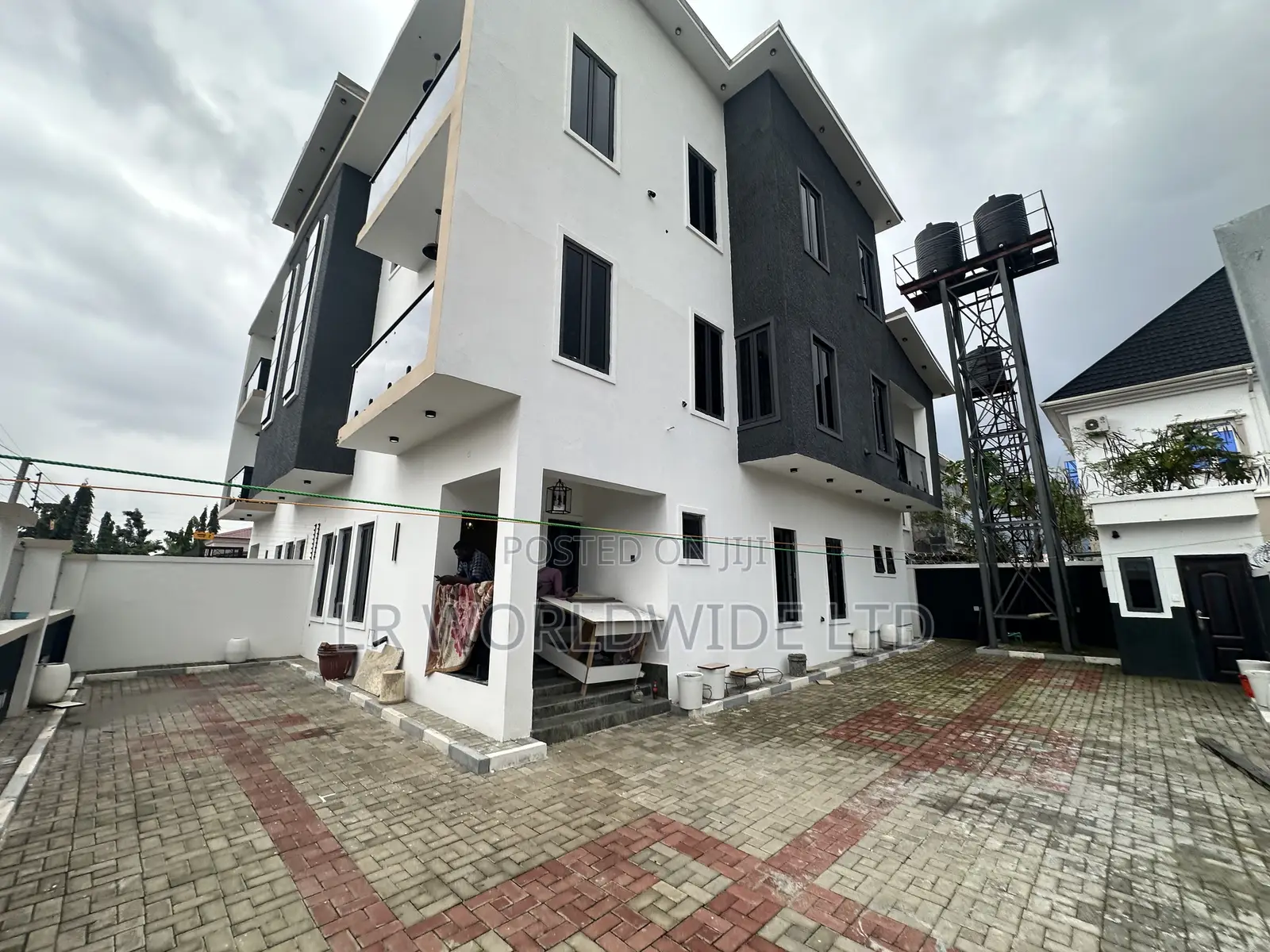 4bdrm Duplex in Zone 7 / Wuse for sale in Zone 7 / Wuse
