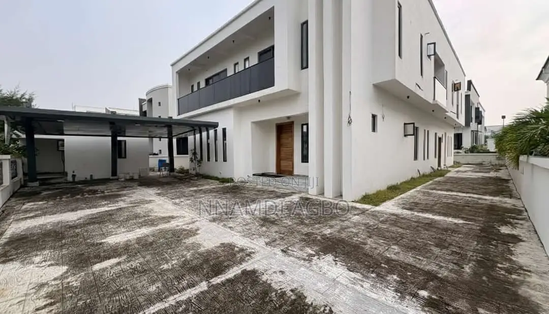 5bdrm Duplex in Off Lekki-Epe Expressway for sale in Off Lekki-Epe Expressway