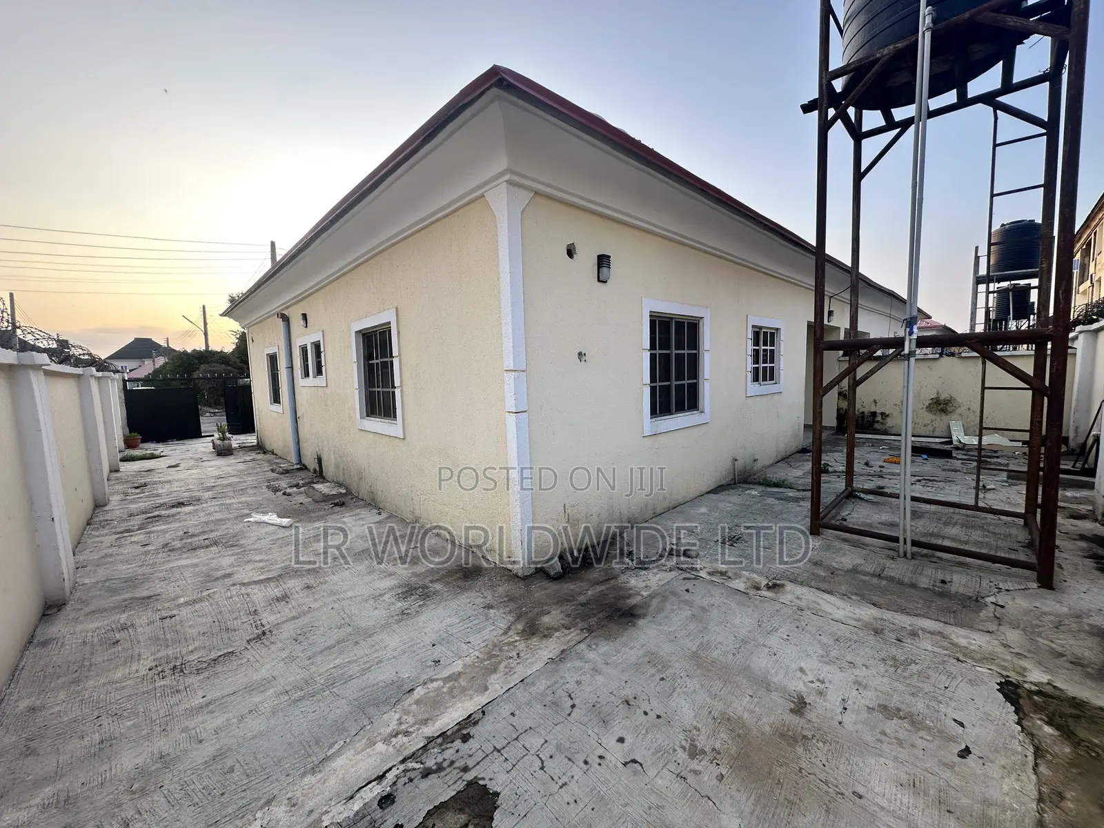 2bdrm Bungalow in Lugbe District for sale in Lugbe District