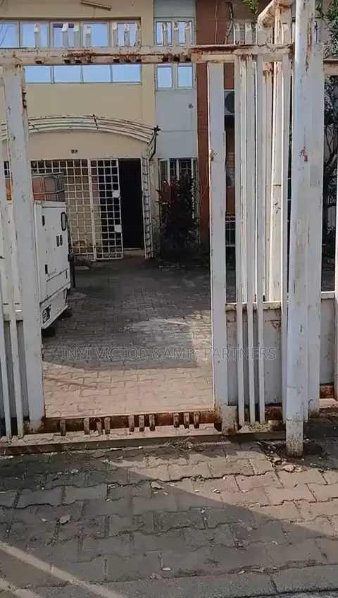 2bdrm Duplex in Garki for sale in Garki