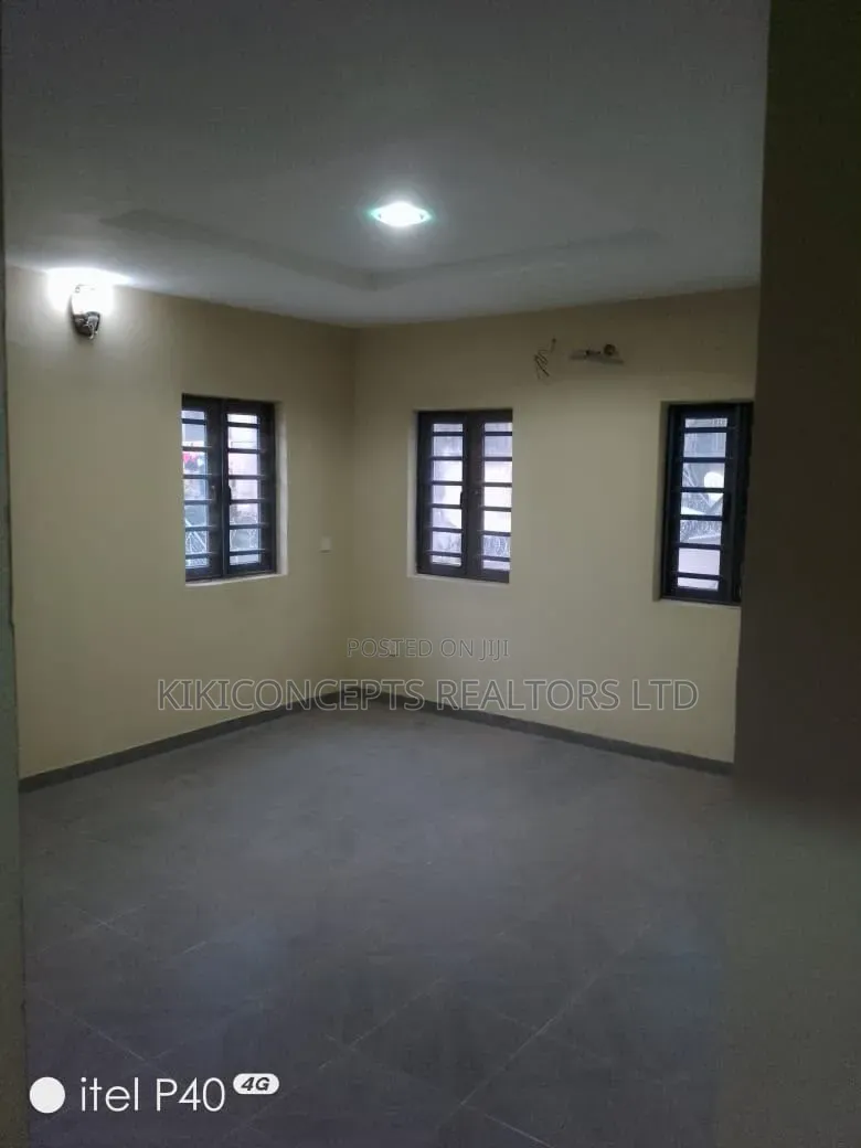 2bdrm Bungalow in Elewuro, Akobo for rent in Akobo