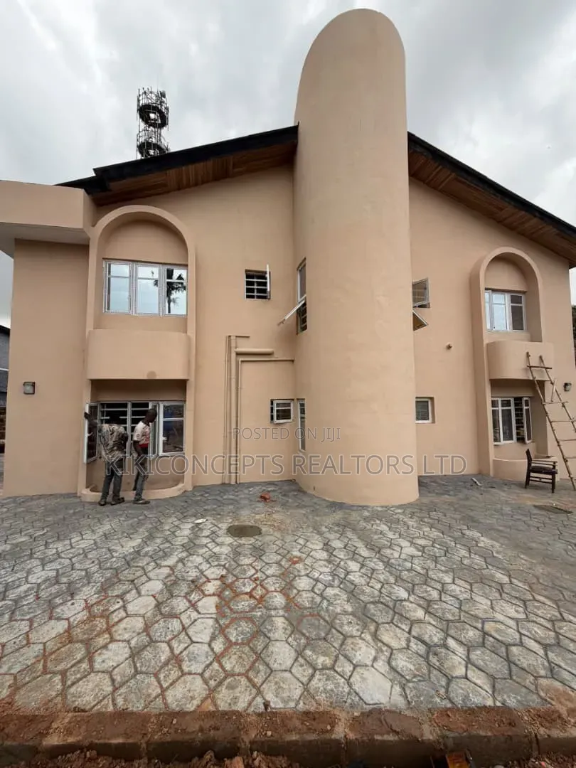 2bdrm Duplex in Alalubosa Gra for rent in Alalubosa