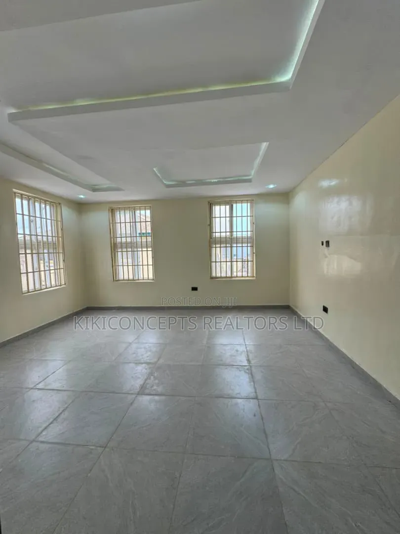 4bdrm Duplex in Ikolaba Gra, Agodi for rent in Agodi
