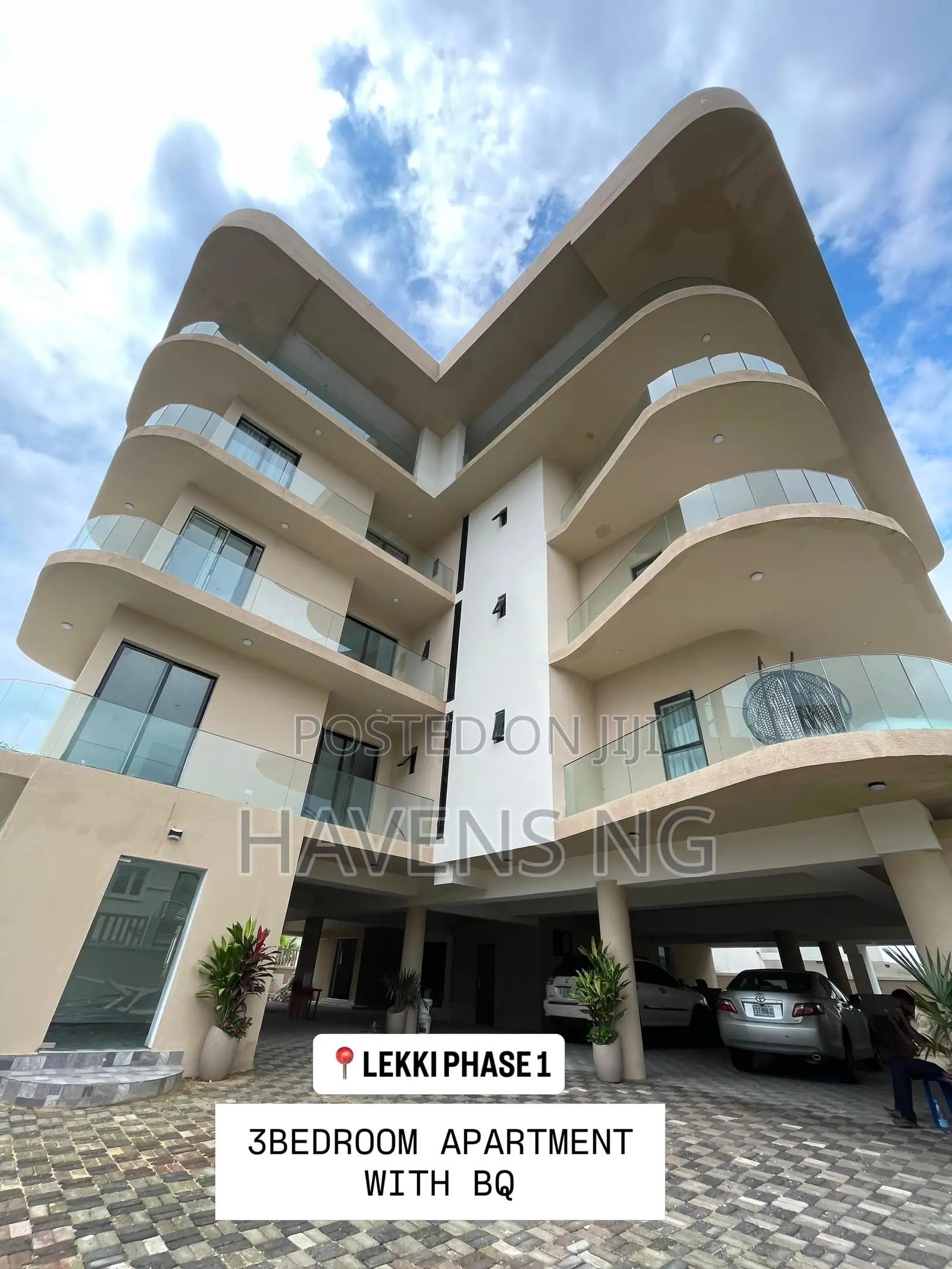 3bdrm Apartment in Lekki Phase 1 for sale in Lekki Phase 1