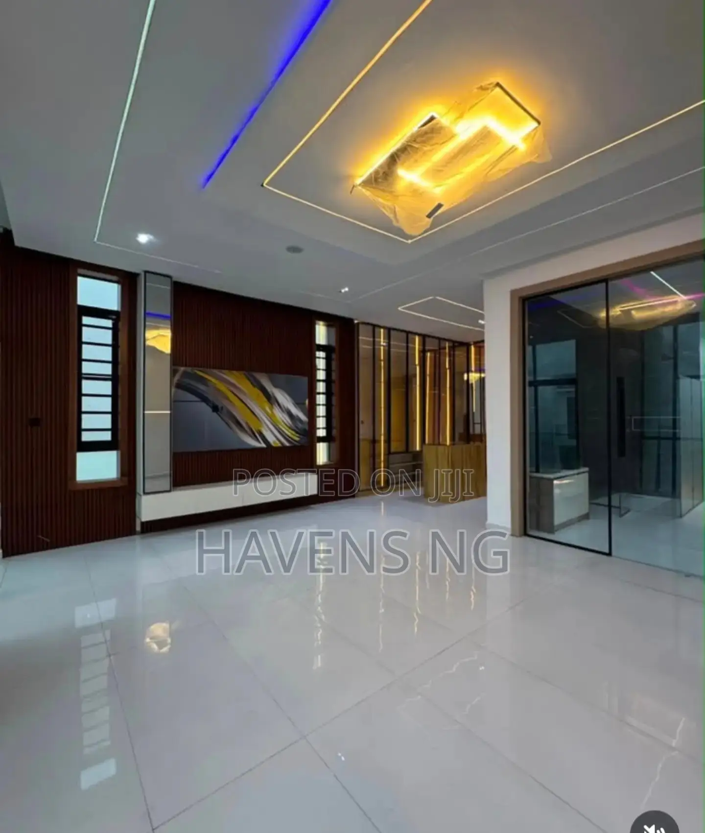 5bdrm Duplex in Lekki Phase 2 for sale in Lekki Phase 2