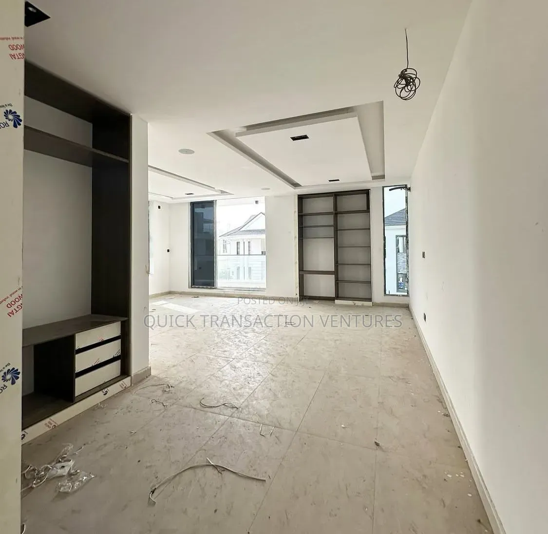 5bdrm Duplex in Cowrie Creek Estate, Ikate for sale in Ikate