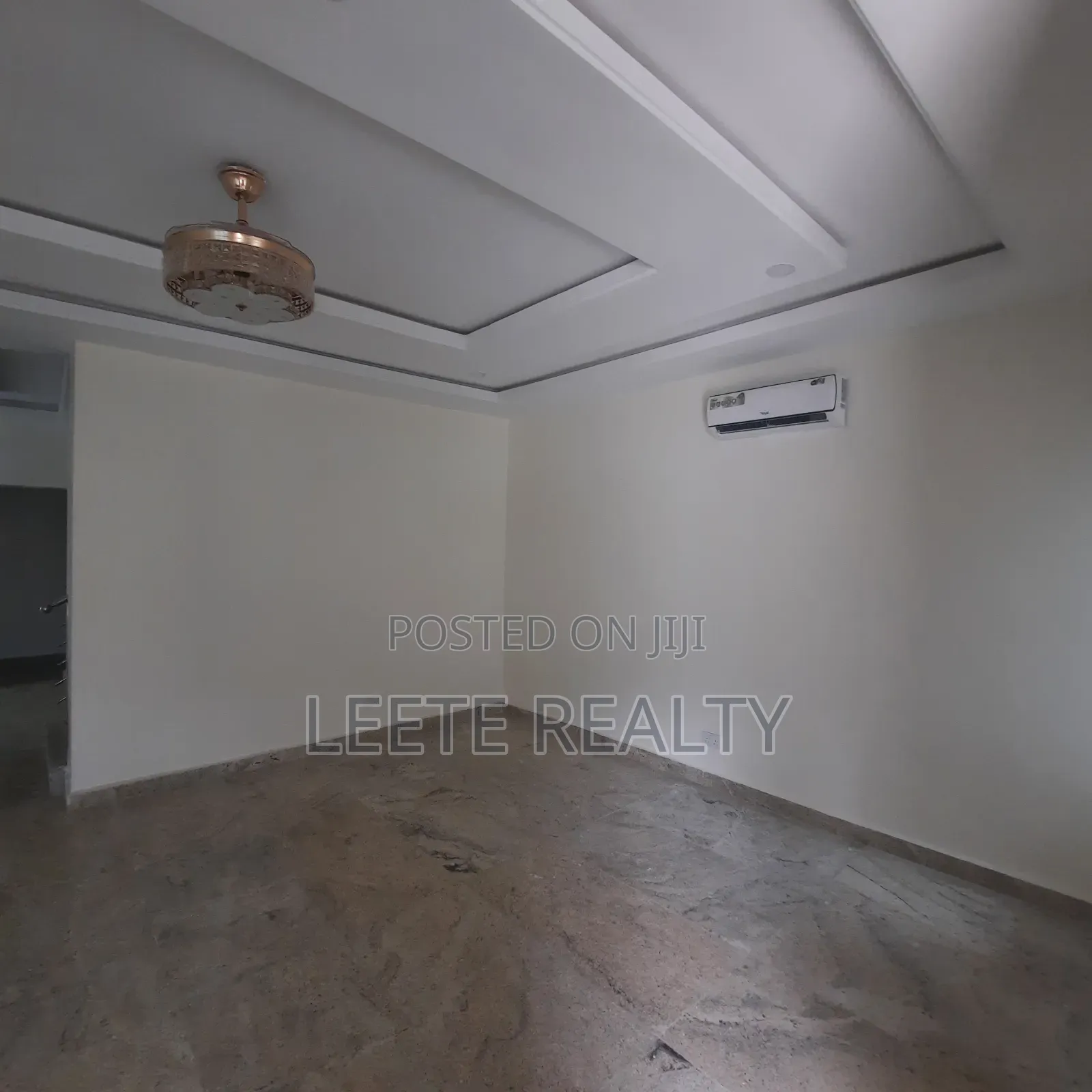 4bdrm Townhouse/Terrace in Kado for sale in Kado