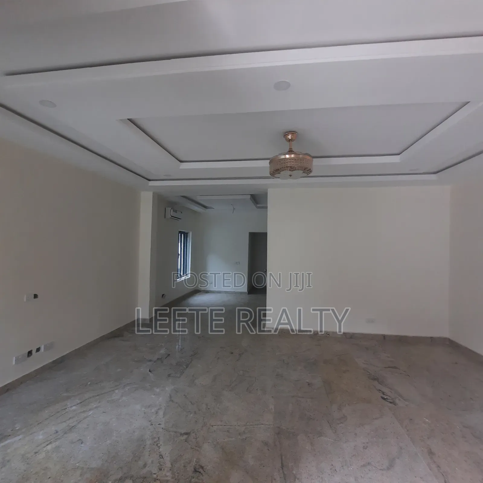 4bdrm Townhouse/Terrace in Kado for sale in Kado