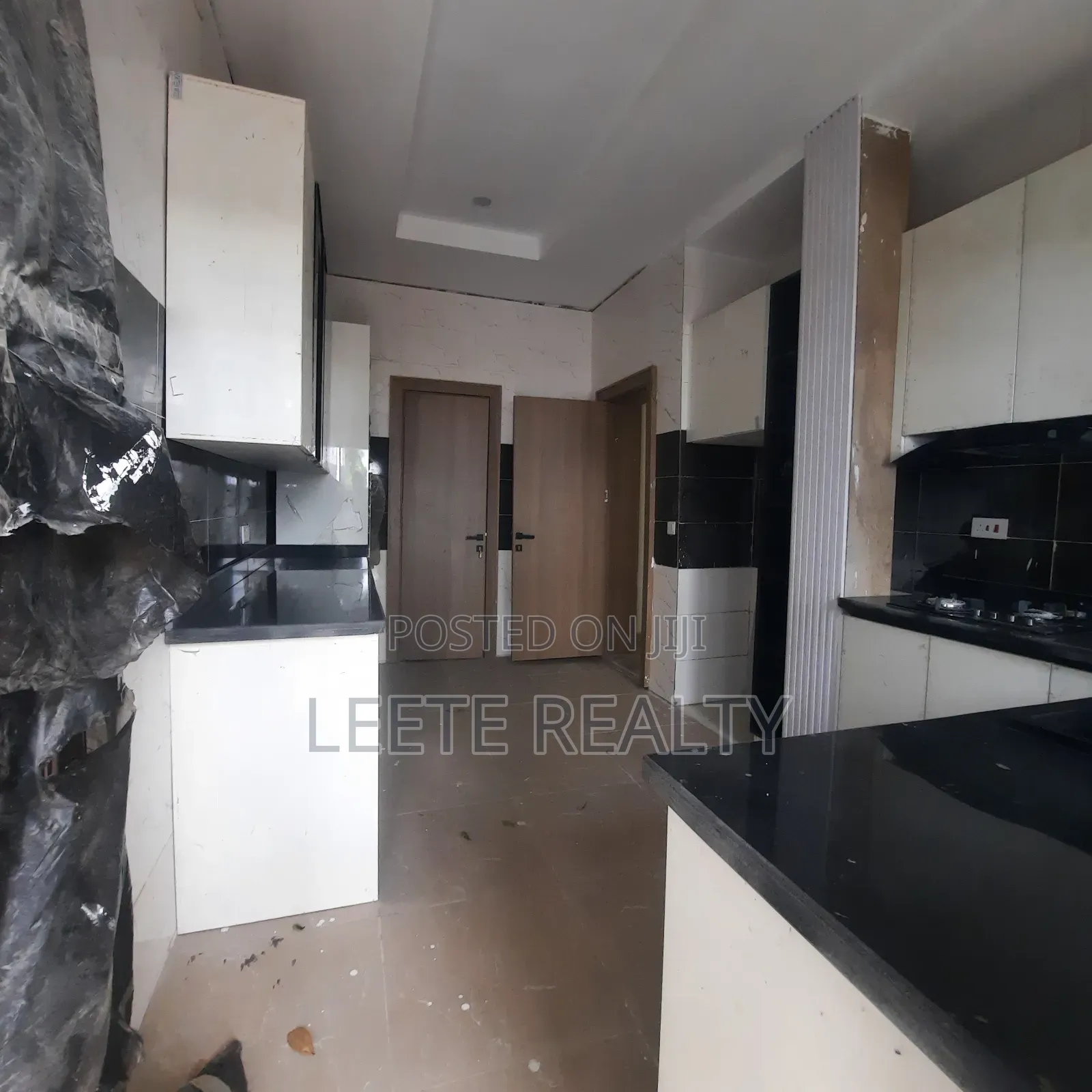 4bdrm Townhouse/Terrace in Kado for sale in Kado