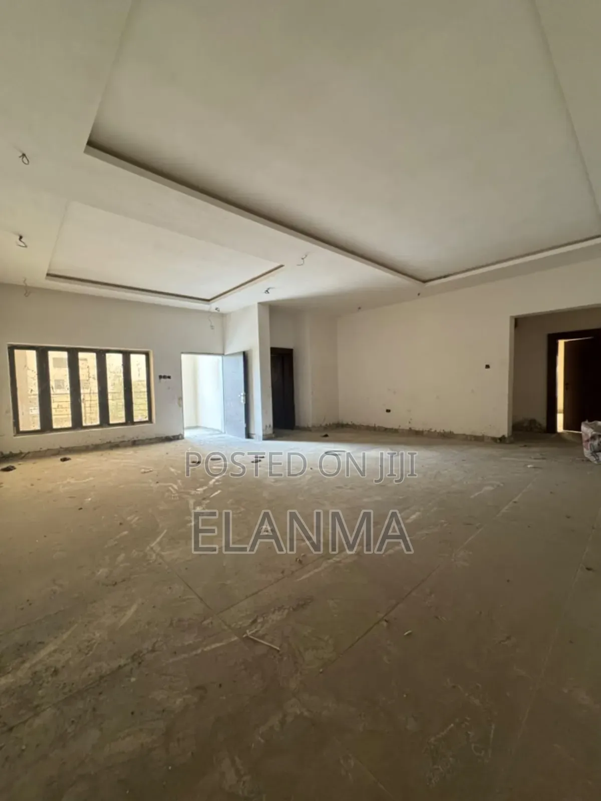 3bdrm Apartment in Kaura for sale in Kaura