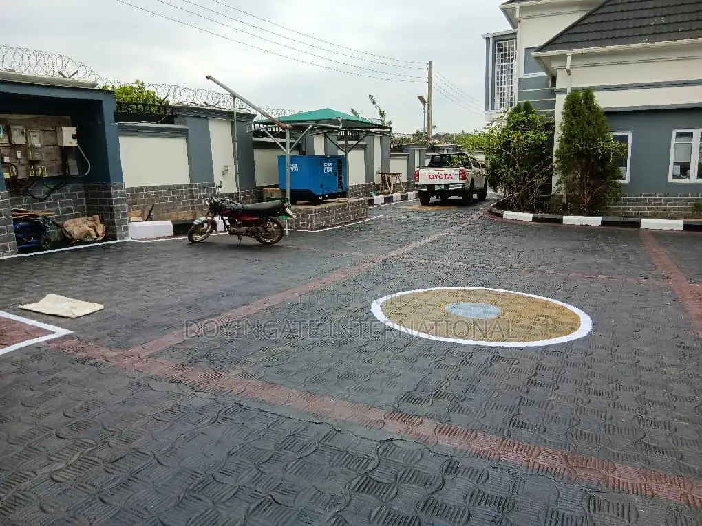 Furnished 5bdrm Duplex in Federal Housing, Osogbo for sale in Osogbo