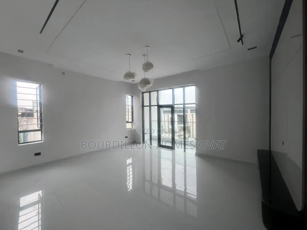 4bdrm Duplex in Lekki Palm City for sale in Lekki Expressway