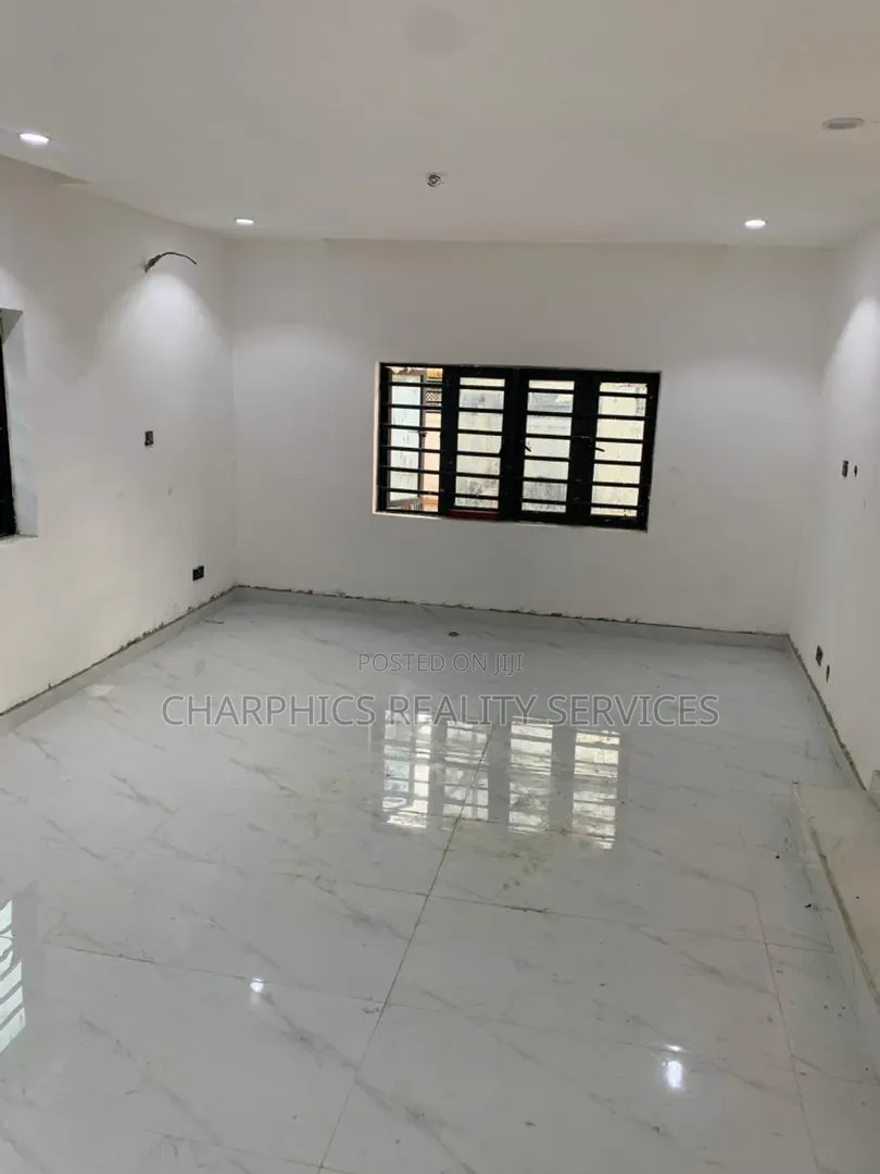 1bdrm Apartment in Lekki Phase 1 for rent in Lekki Phase 1