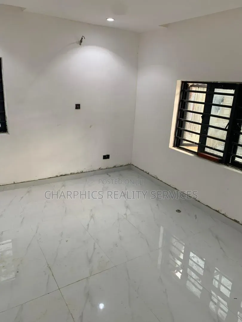 1bdrm Apartment in Lekki Phase 1 for rent in Lekki Phase 1