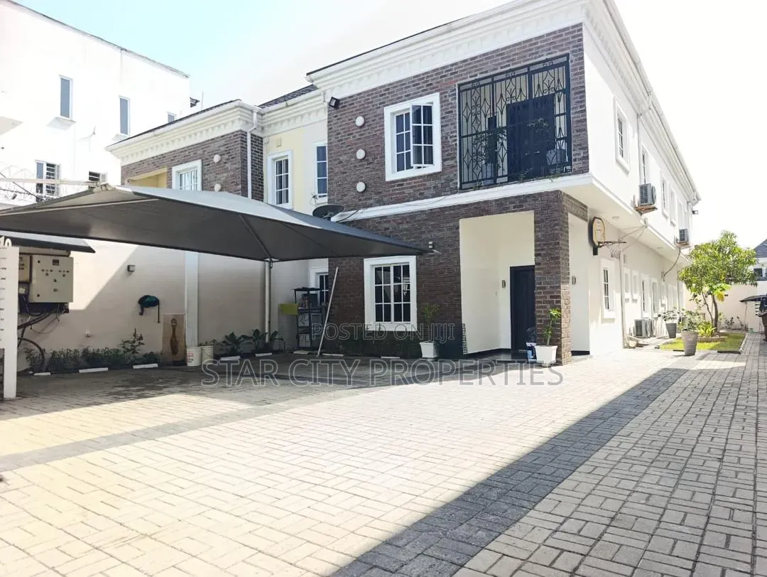 4bdrm House in Osapa London Lagos for sale in Osapa london