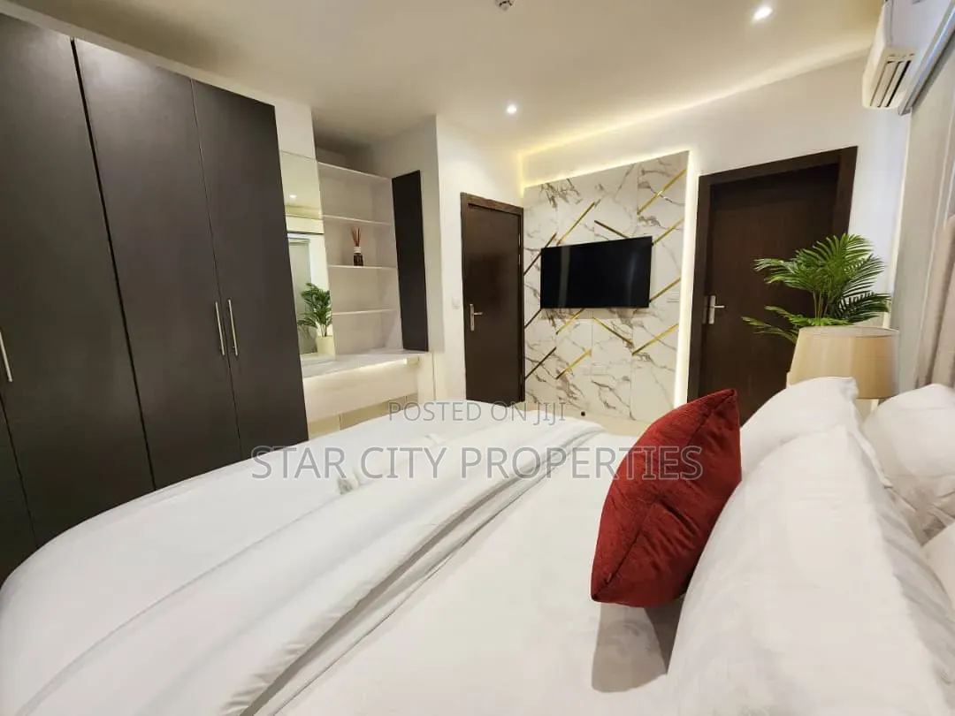 4bdrm House in Osapa London Lagos for sale in Osapa london