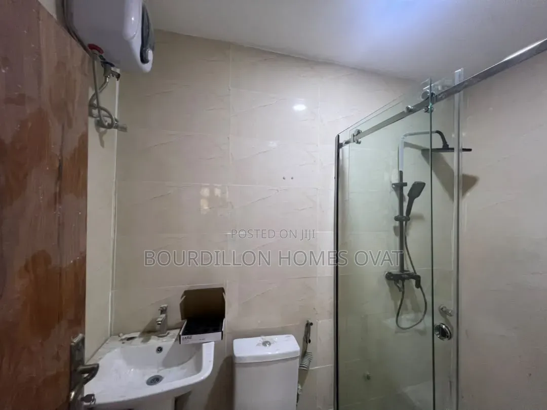 2bdrm Apartment in Lekki Phase 1 for rent in Lekki Phase 1