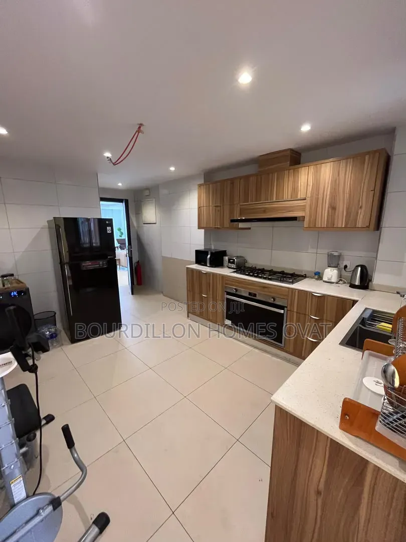 3bdrm Apartment in Banana Island Ikoyi for rent in Banana Island