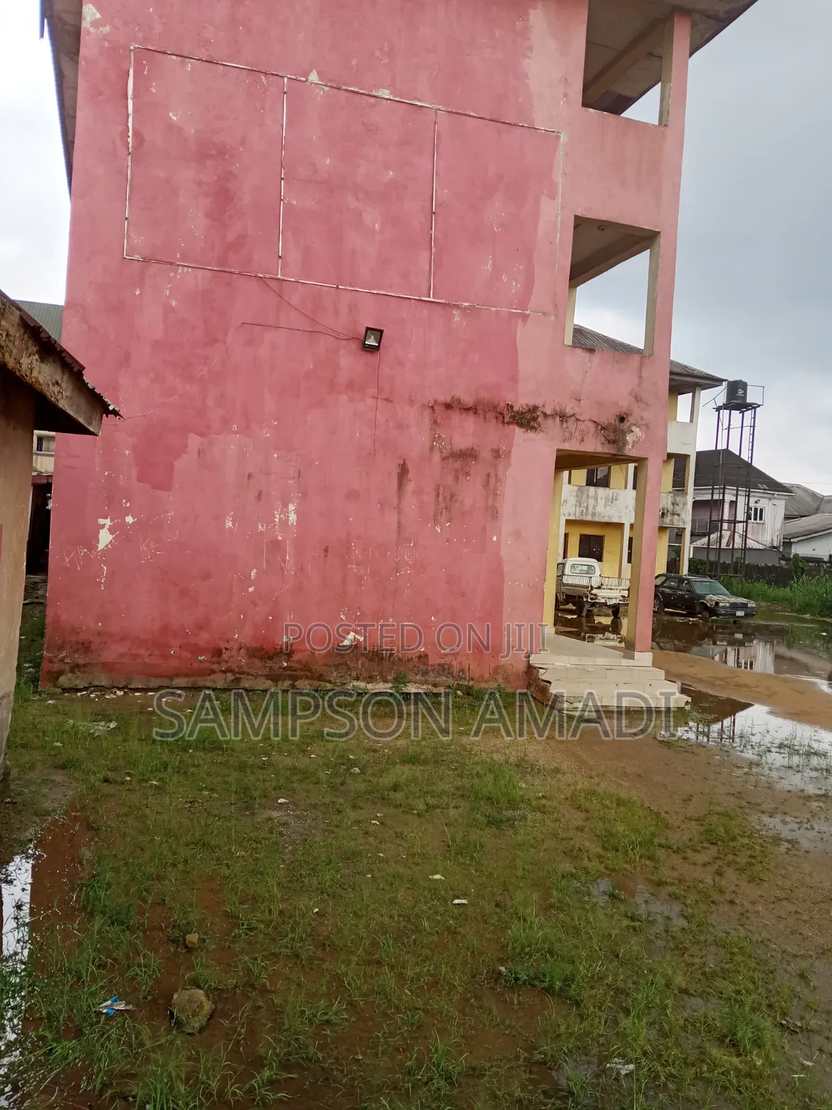 School for Sale With Over 10 Plot of Land in Port Harcourt in Rumuokoro