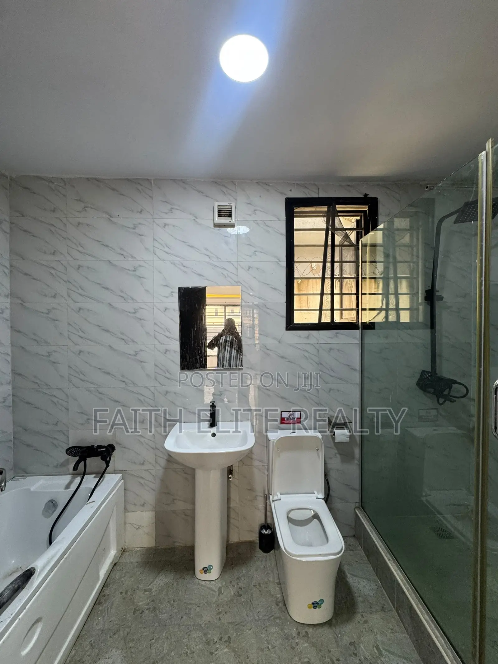 3bdrm Apartment in Lekki Phase 1 for rent in Lekki Phase 1