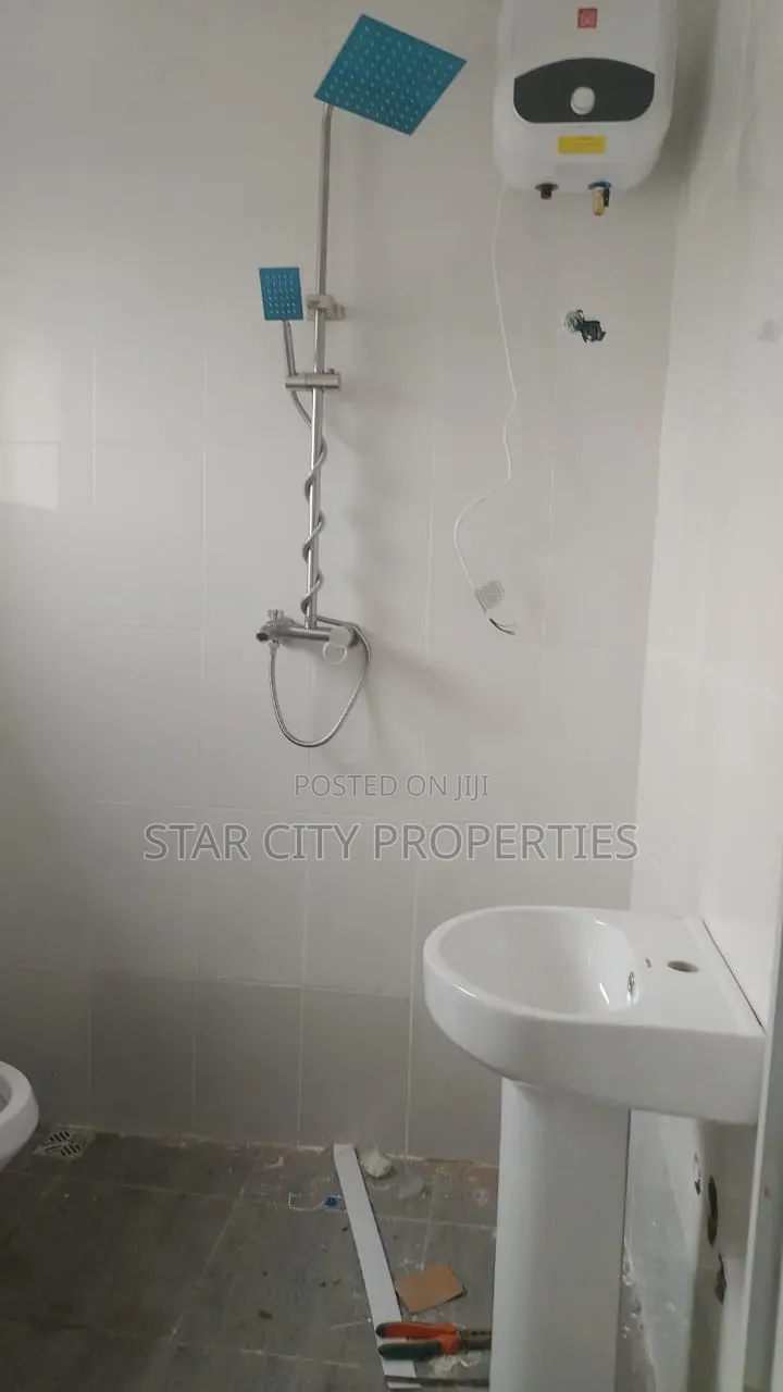3bdrm Apartment in Okupe Estate for rent in LSDPC Maryland Estate