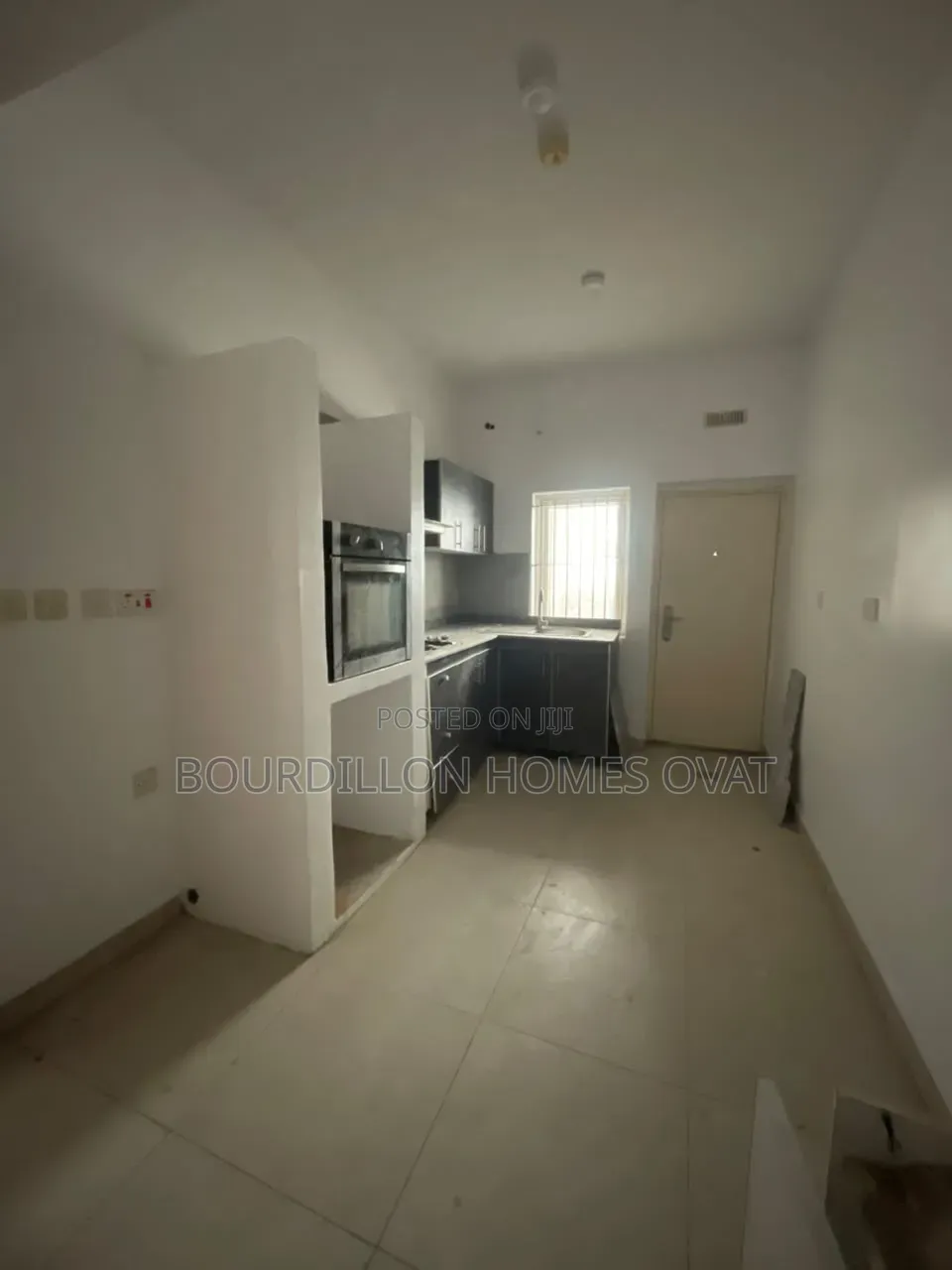 3bdrm Apartment in Ikate Lekki Lagos for sale in Ikate