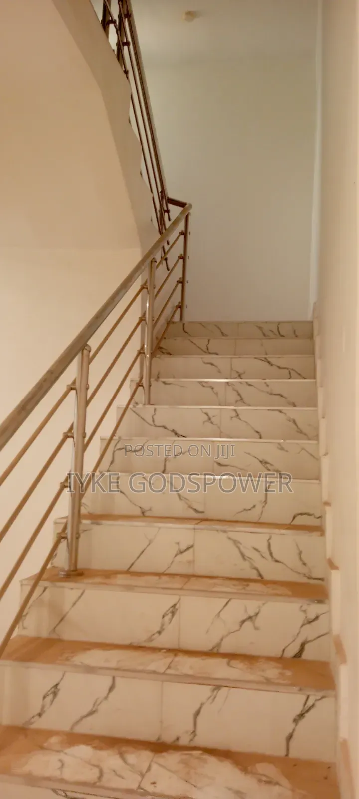 4bdrm Duplex in Kaura for rent in Kaura