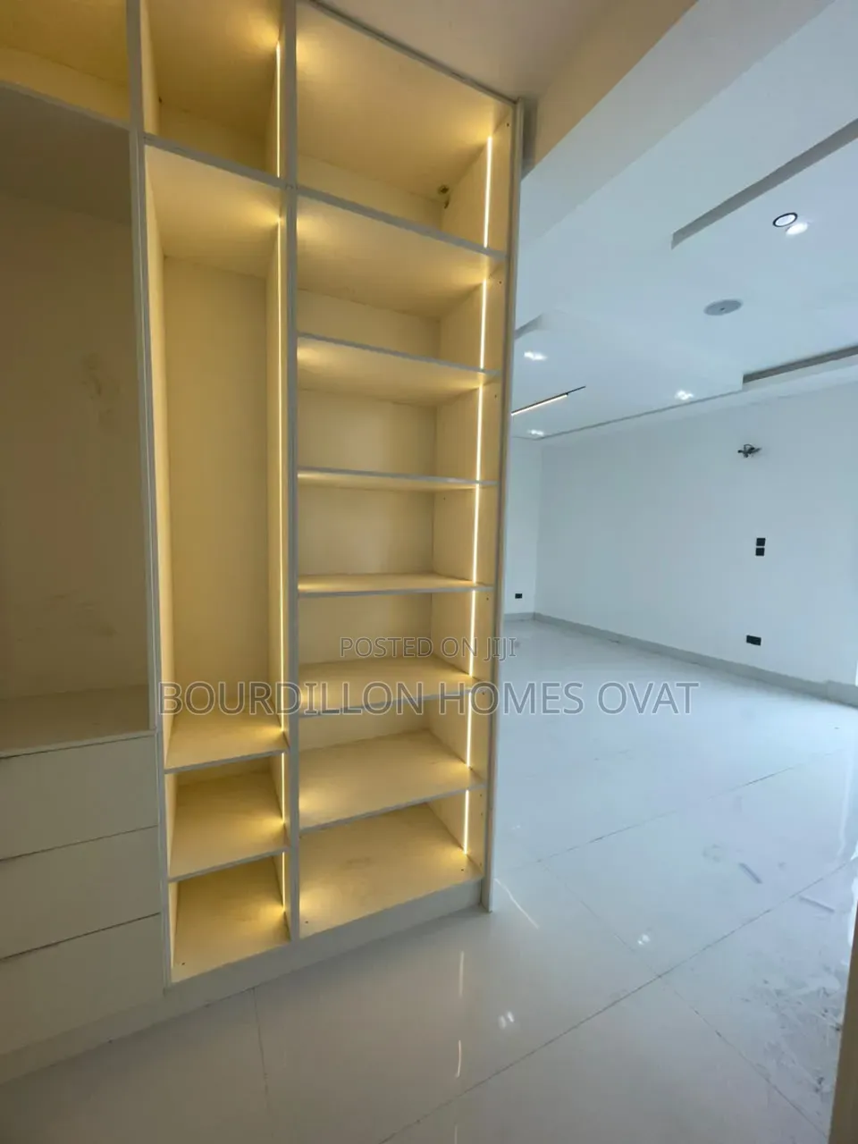 3bdrm Apartment in Ikate Lekki Lagos for sale in Ikate
