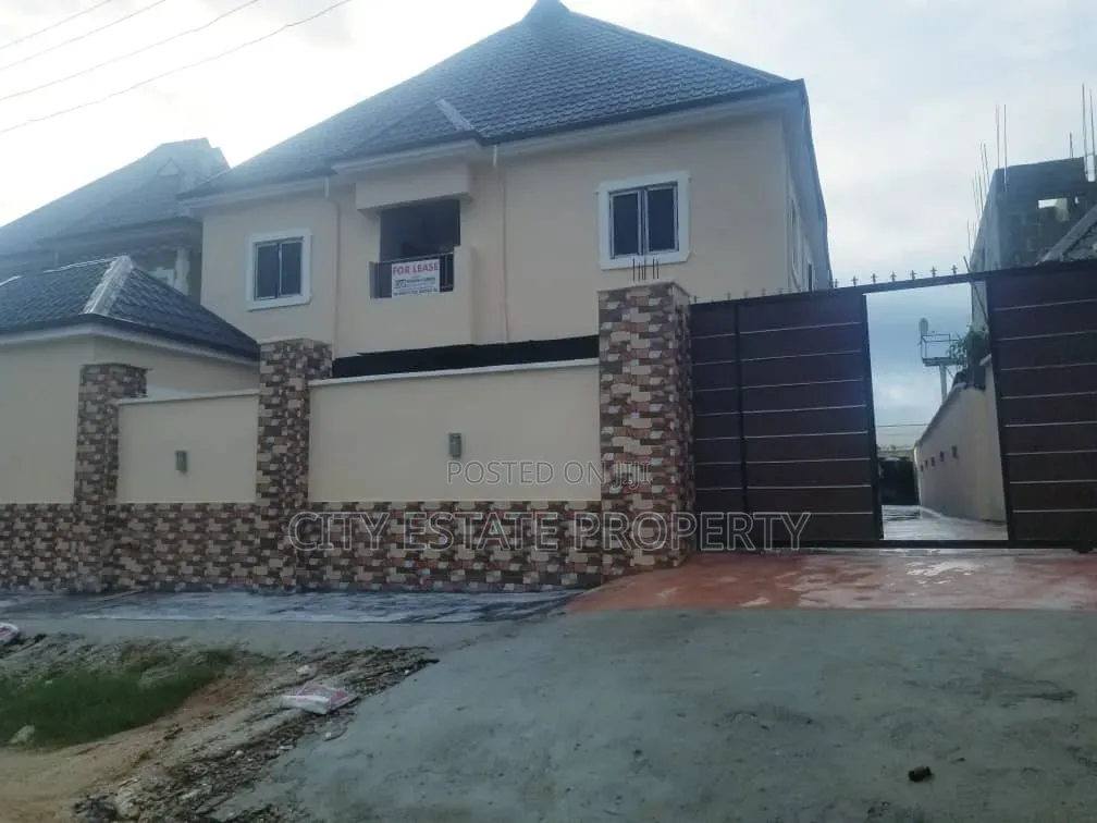 1bdrm Block of Flats in City Estate, Rukpokwu for rent in Rukpokwu