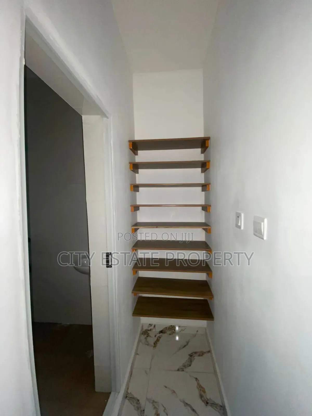 1bdrm Block of Flats in City Estate, Rukpokwu for rent in Rukpokwu