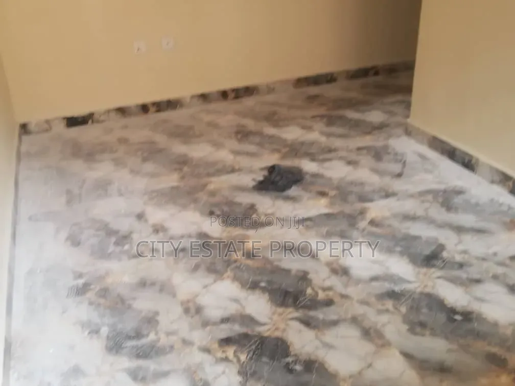 2bdrm Block of Flats in City Estate, Rukpokwu for rent in Rukpokwu