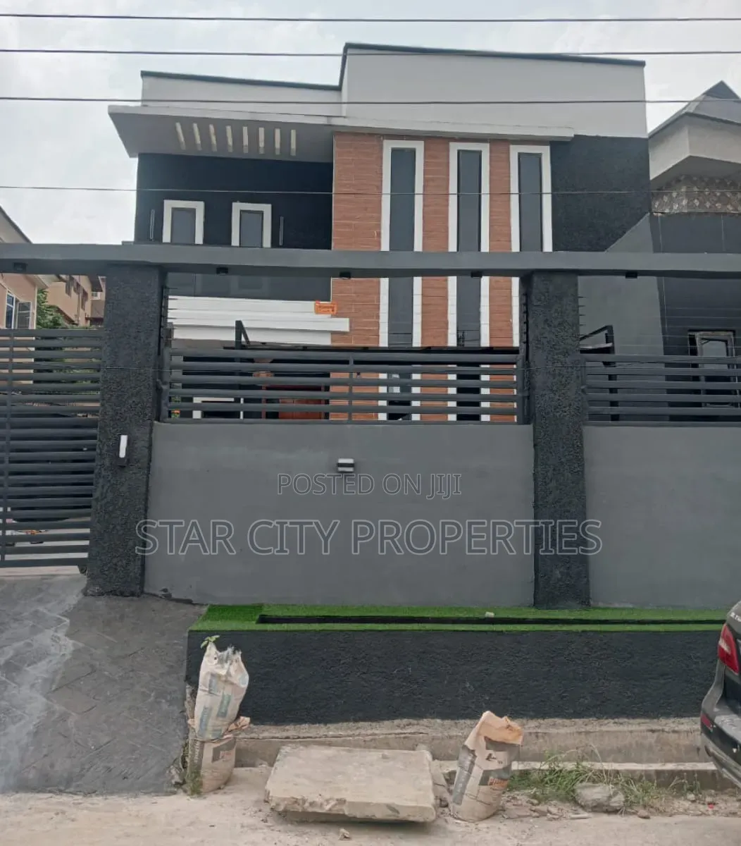 5bdrm Duplex in Magodo Phase 2 for sale in GRA Phase 2 Shangisha