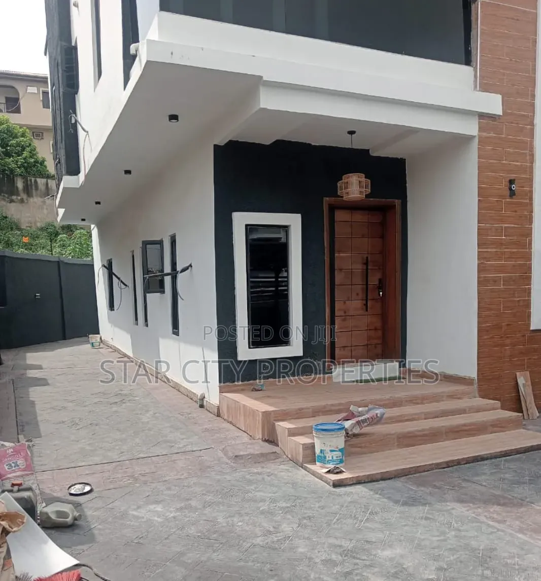 5bdrm Duplex in Magodo Phase 2 for sale in GRA Phase 2 Shangisha