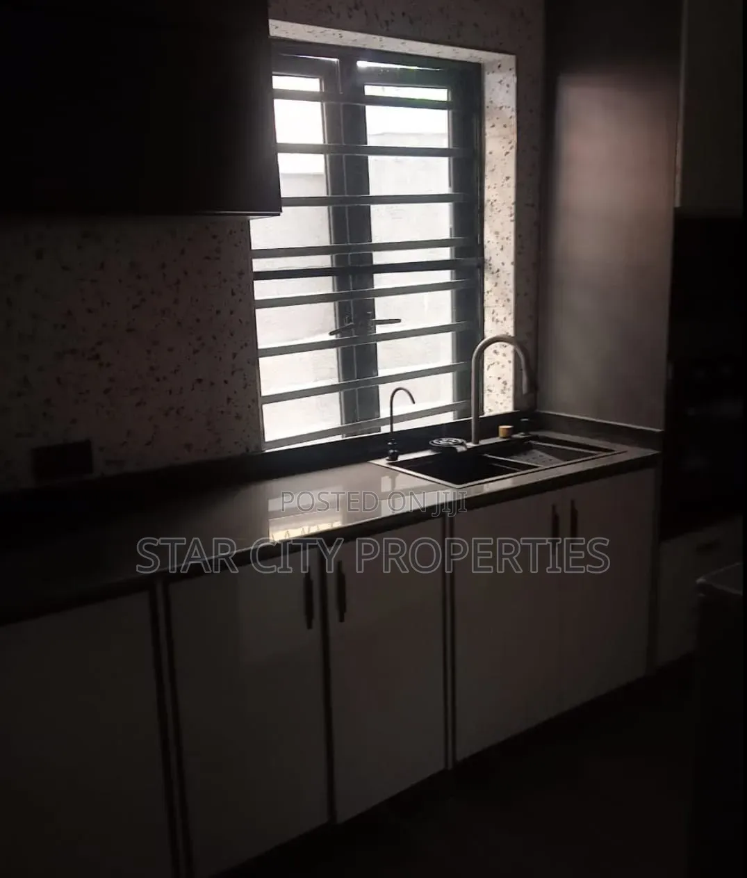 5bdrm Duplex in Magodo Phase 2 for sale in GRA Phase 2 Shangisha