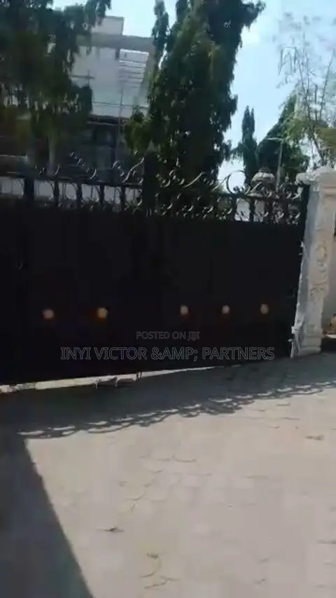 5bdrm Duplex in Maitama for sale in Maitama