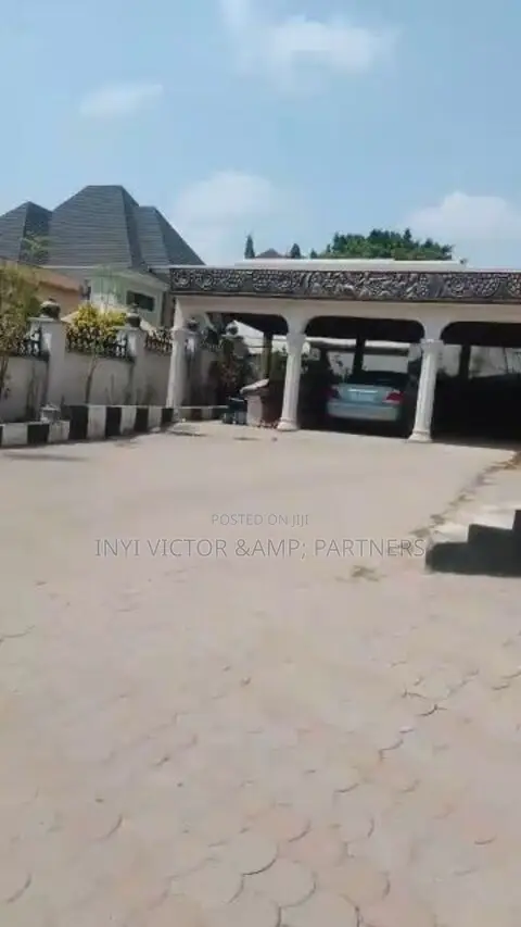 5bdrm Duplex in Maitama for sale in Maitama