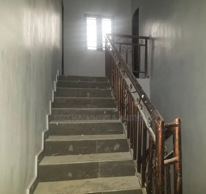 1bdrm Block of Flats in Elikpokpodu Rukpokwu for rent in Rukpokwu