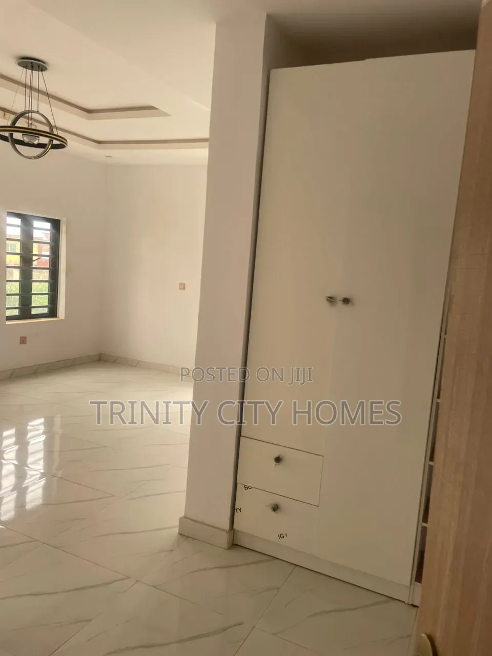 4bdrm Duplex in Oyelade Estate for sale in Oluyole Estate