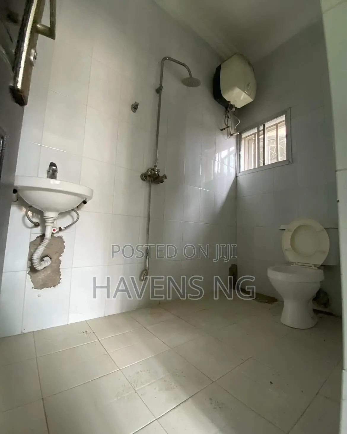 12bdrm Block of Flats in Obio-Akpor for sale in Obio-Akpor