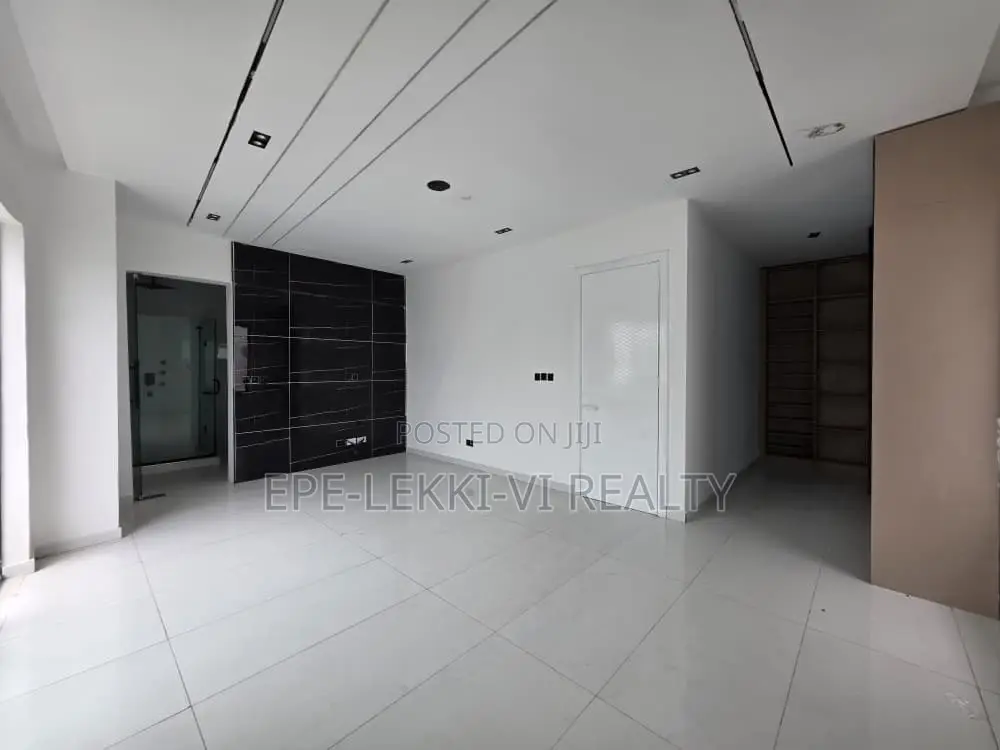 5bdrm Duplex in Lekki for rent in Lekki