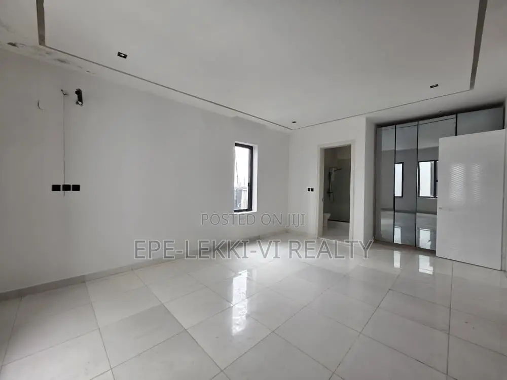 5bdrm Duplex in Lekki for rent in Lekki