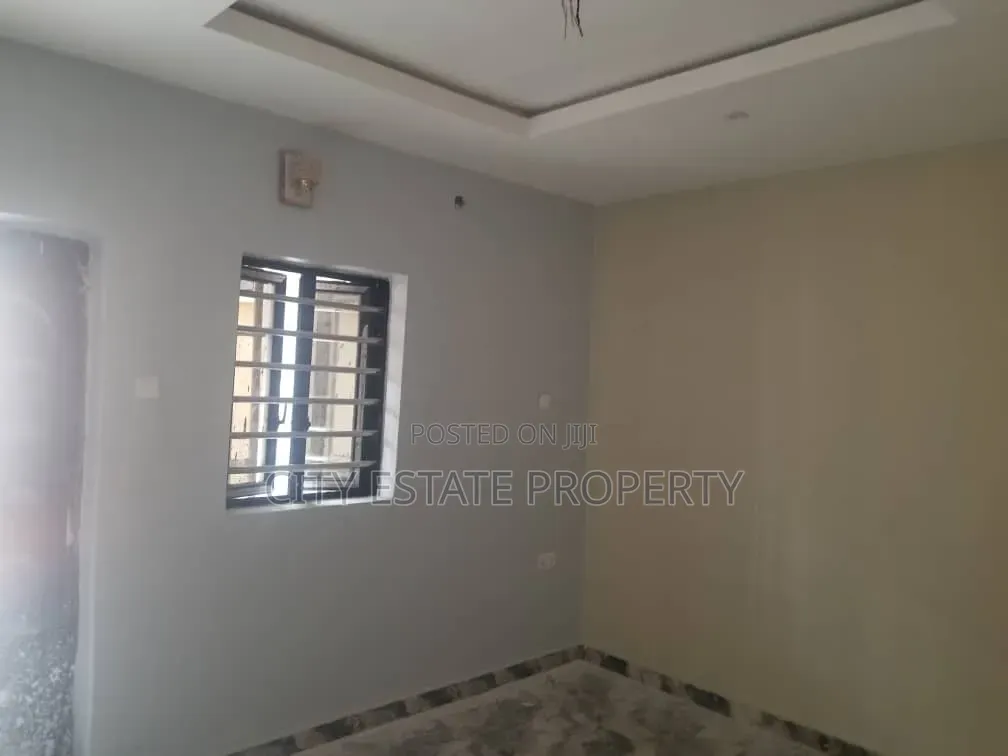 Furnished 2bdrm Block of Flats in Stella Marris, Rukpokwu for rent in Rukpokwu