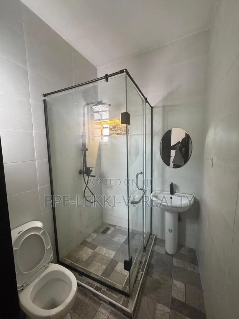 Furnished 4bdrm Townhouse/Terrace in Lekki for sale in Lekki