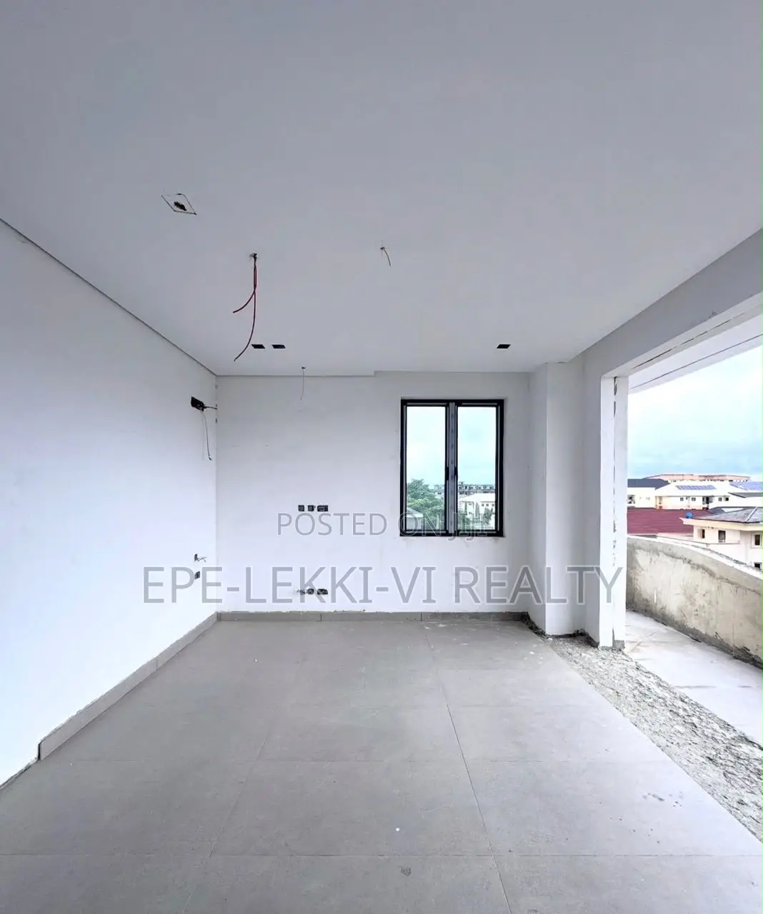 3bdrm Apartment in Victoria Island for sale in Victoria Island