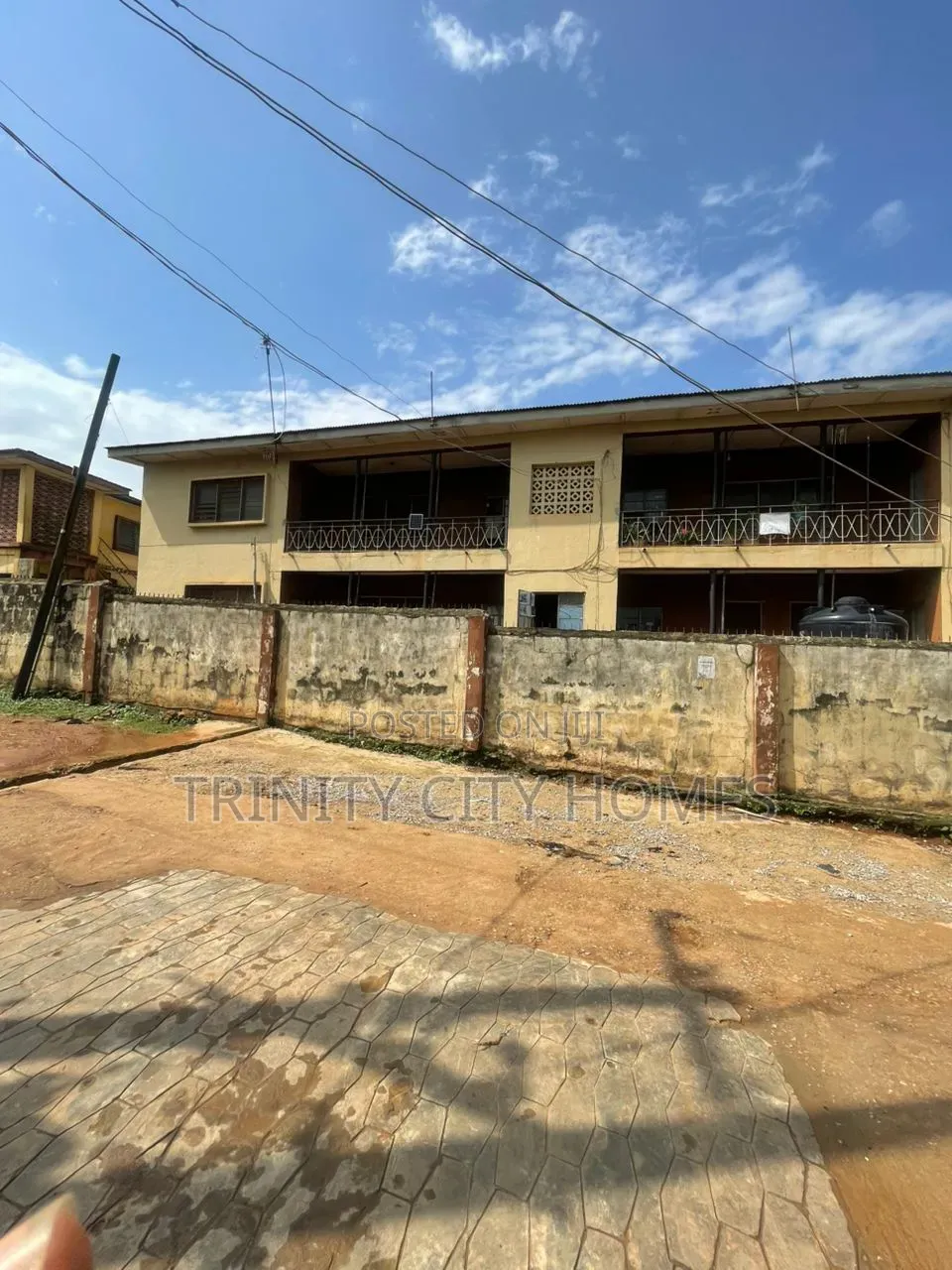 6bdrm House in Lead City, Felele, CHallenge / Ibadan for sale in CHallenge / Ibadan