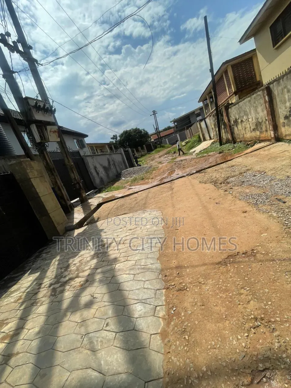 6bdrm House in Lead City, Felele, CHallenge / Ibadan for sale in CHallenge / Ibadan