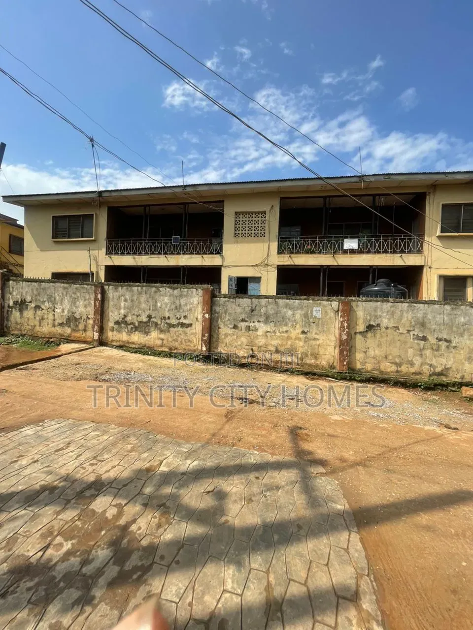 6bdrm House in Lead City, Felele, CHallenge / Ibadan for sale in CHallenge / Ibadan
